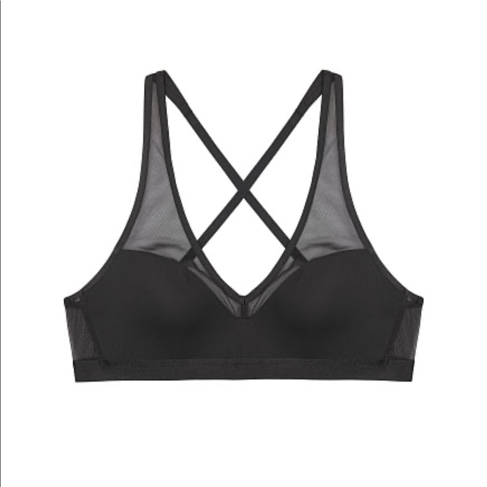Incredible medium support plunge sports bra by VS